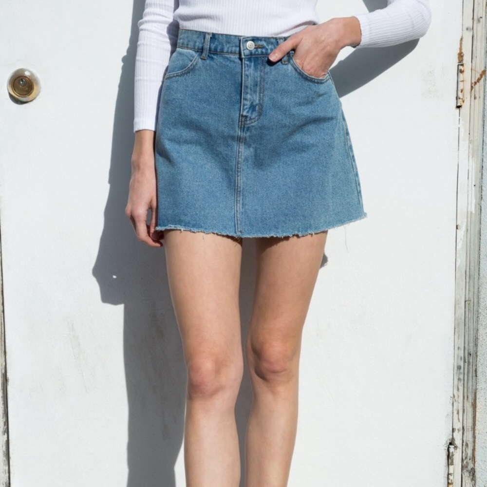 Brandy Melville denim skirt. Worn once